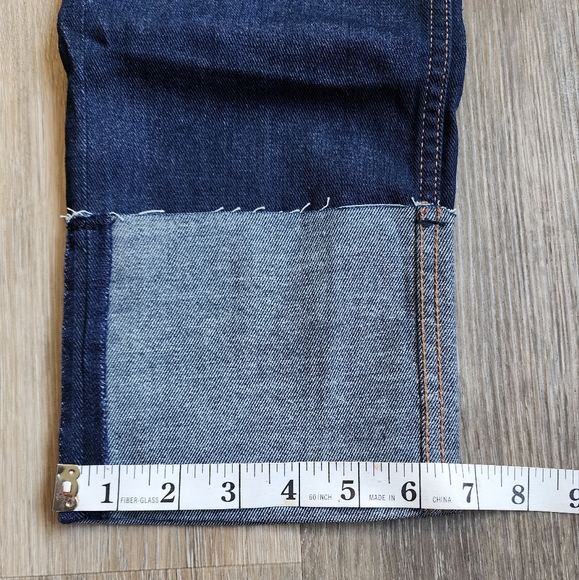 NWT GUESS JEANS - Picture 9 of 13